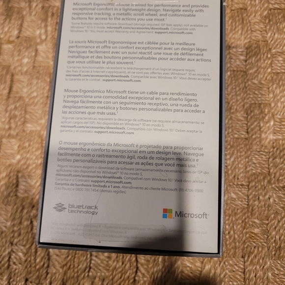 Microsoft RJG-00001 Black Ergonomic Mouse - Picture 6 of 7